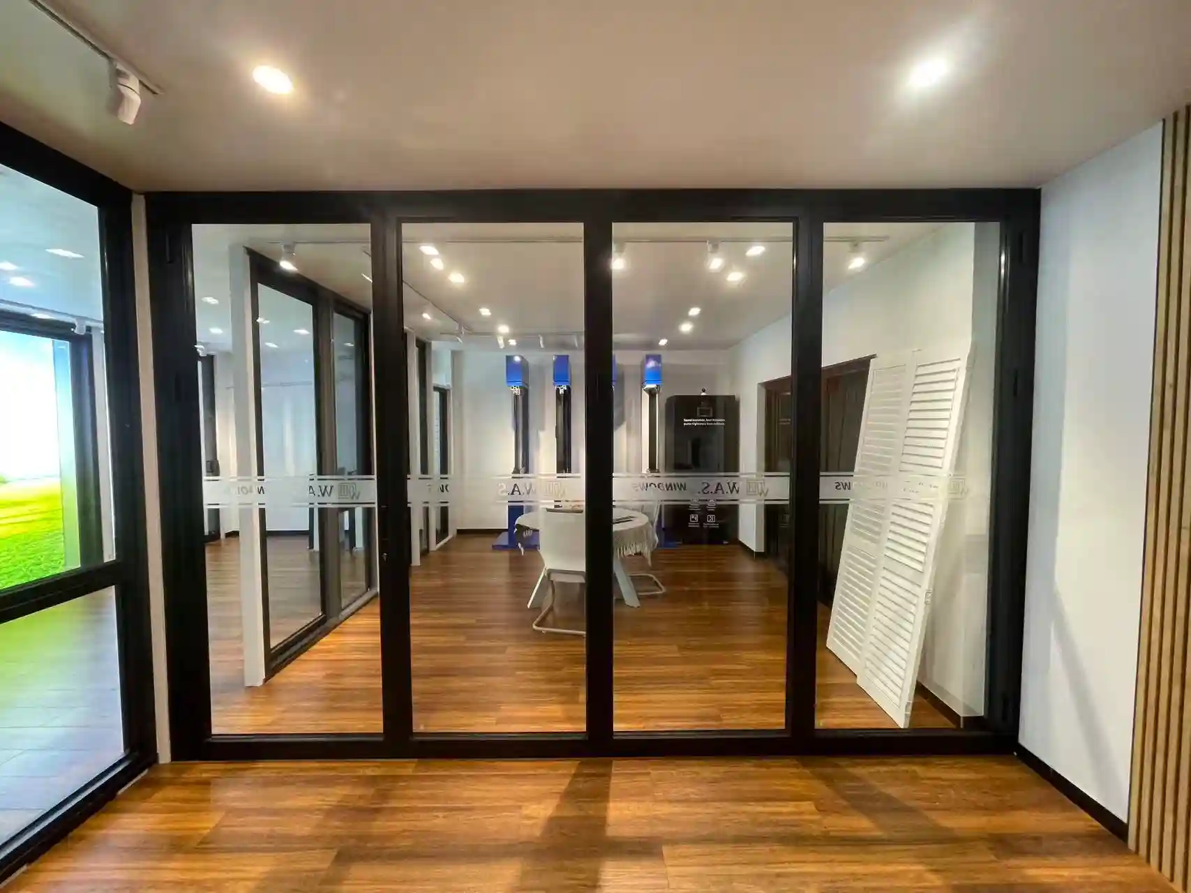 Melbourne Showroom 6